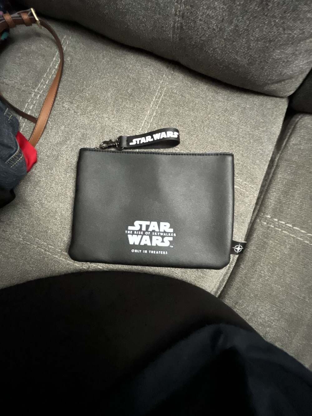 Star Wars The Rise of Skywalker United Airlines Polaris Amenity Kit Bag